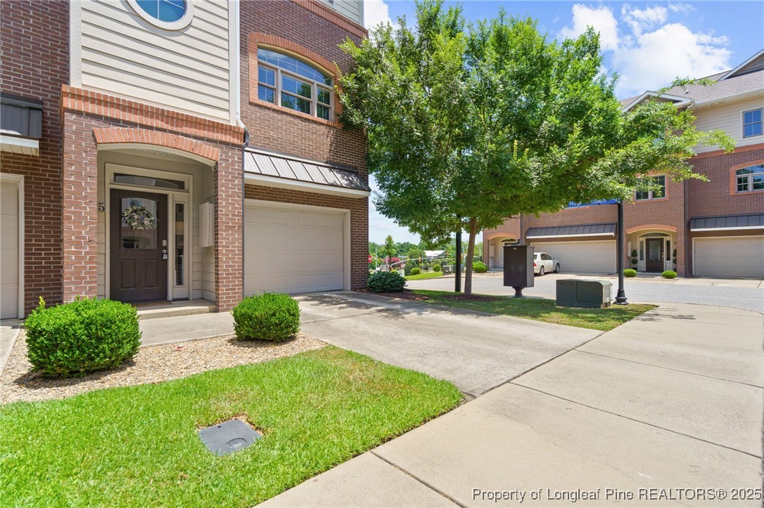 285 Hugh Shelton Loop