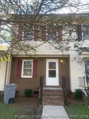 3703 CLIFFRIDGE DR APT 4, LUMBERTON, NC 28358 - Image d6151c188759c76e8db2b69e52a985bb/373040390
