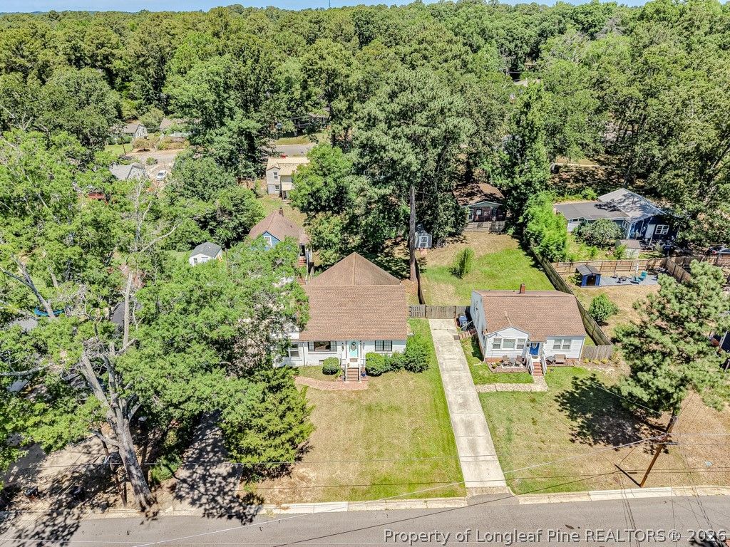 Photo of 508 W Chisholm Street, Sanford, NC 27330 (MLS # 764527)