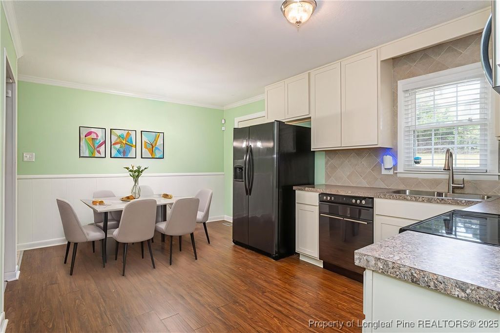 Photo of 920 Carnegie Drive, Fayetteville, NC 28311 (MLS # 752669)