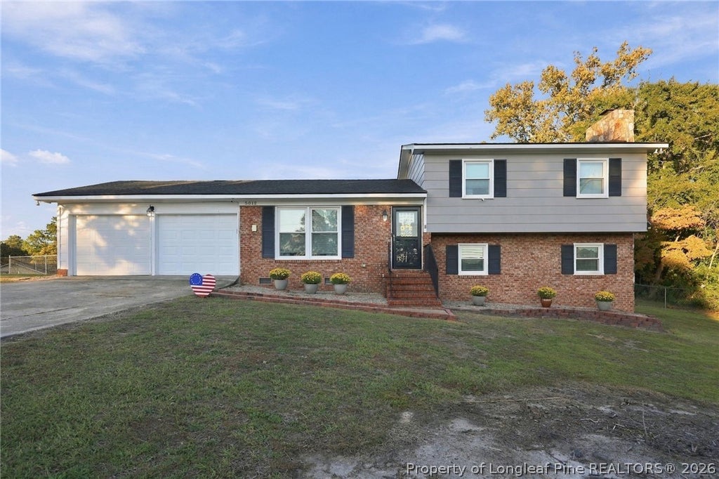 Photo of 5012 Sycamore Drive, Hope Mills, NC 28348 (MLS # 770795)