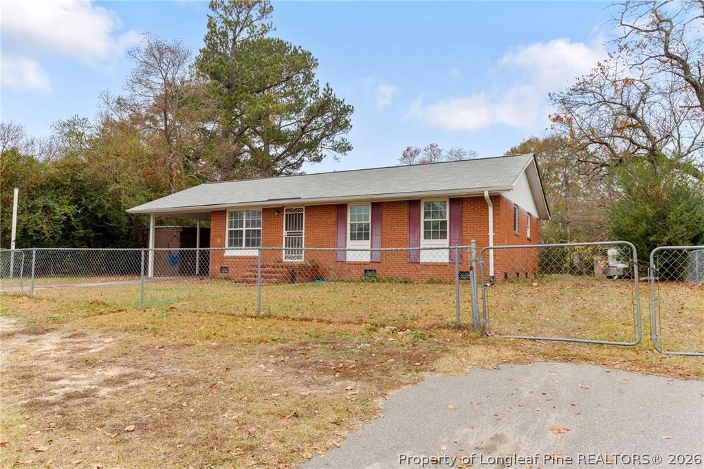 Photo of 2703 E Brinkley Drive N, Spring Lake, NC 28390 (MLS # 757689)