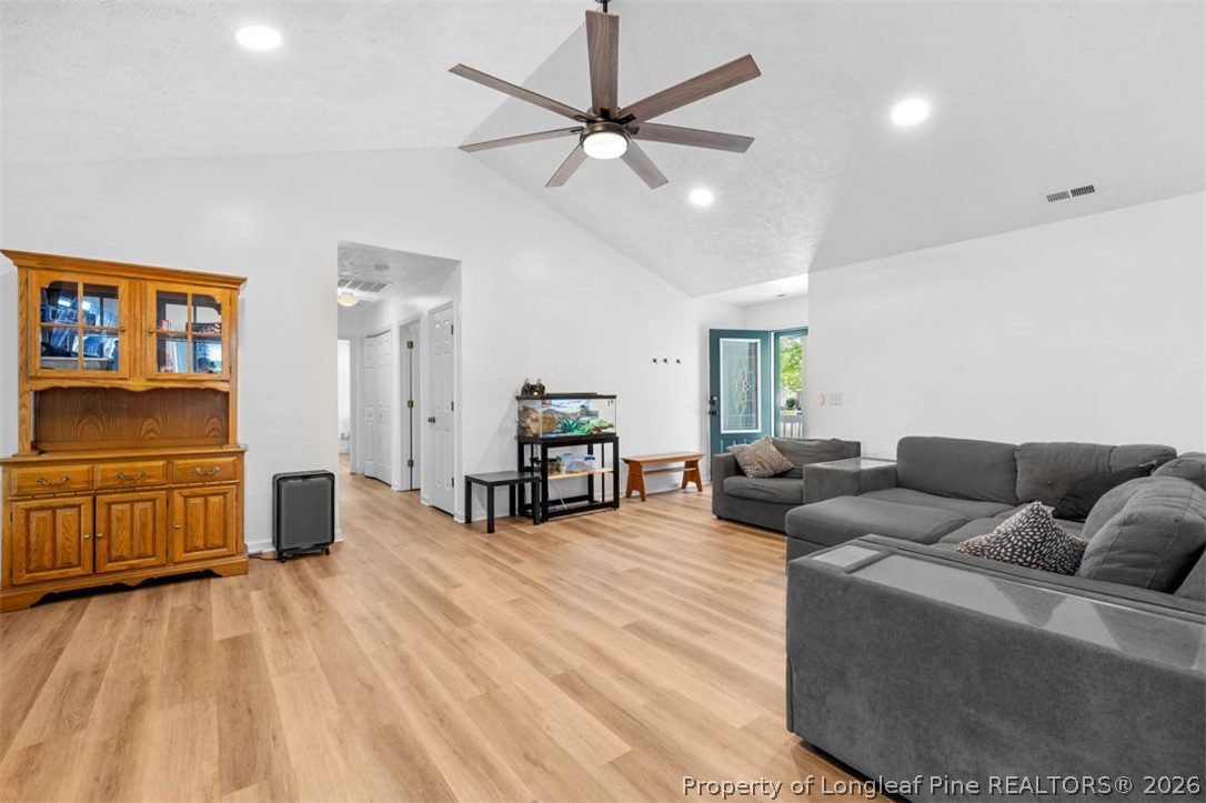 549 Woodberry Circle - Photo 4
