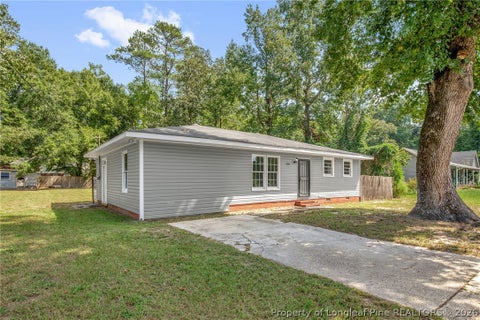 Tiny photo for 136 Bladen Circle, Fayetteville, NC 28312 (MLS # 769431)