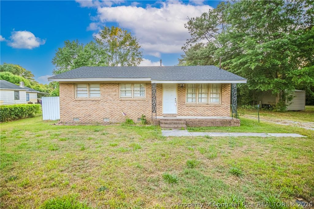 Photo of 437 N Caledonia Road, Laurinburg, NC 28352 (MLS # 761779)