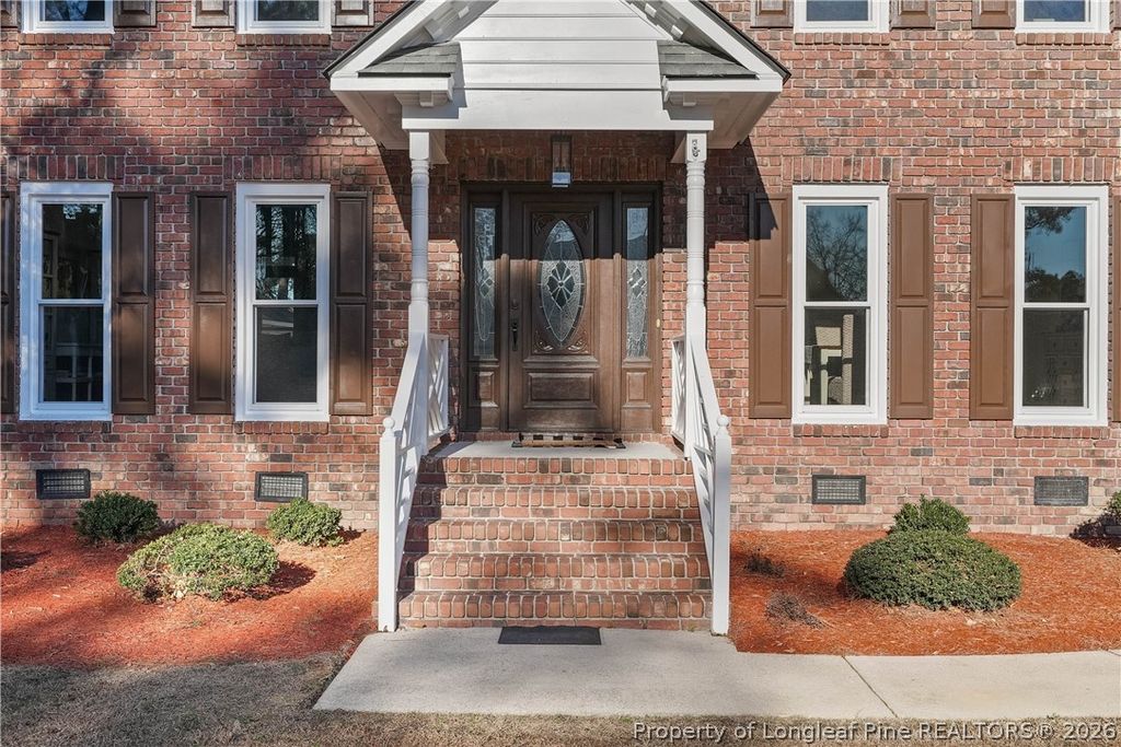 Photo of 5400 Labrador Drive, Hope Mills, NC 28348 (MLS # 757357)