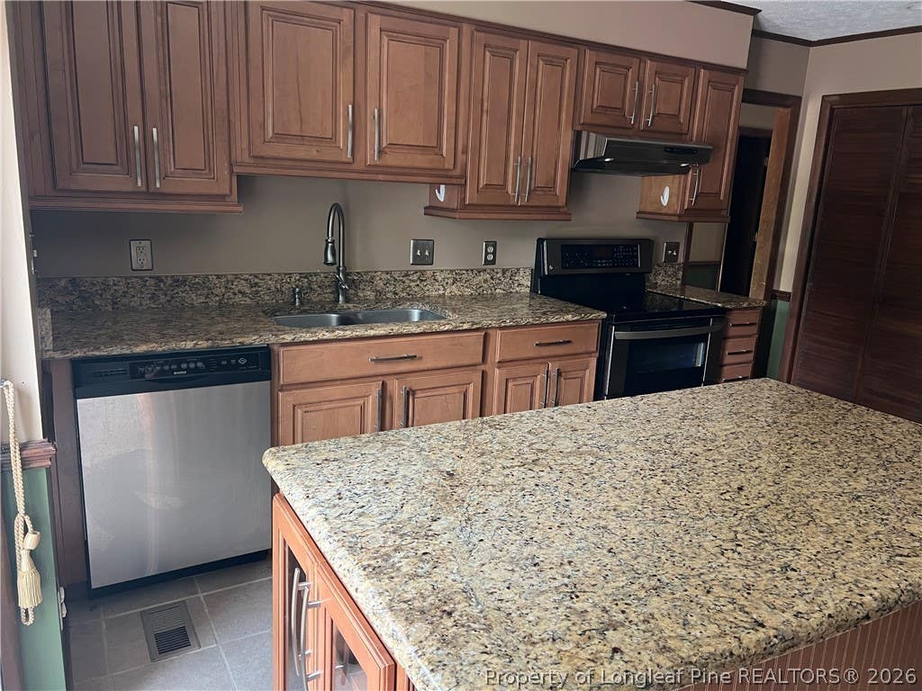 Photo of 603 Hemphill Circle, Fayetteville, NC 28303 (MLS # 767309)