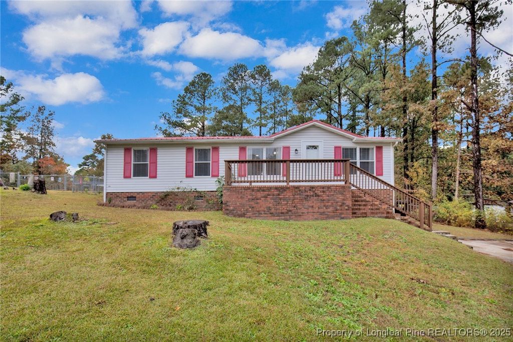 Photo of 700 Mackay Court, Raeford, NC 28376 (MLS # 752879)