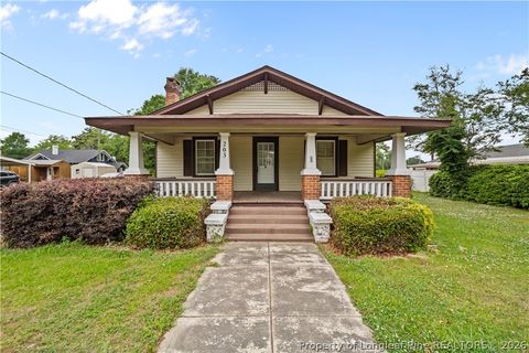 Photo of 203 E Clinton Street, Roseboro, NC 28382 (MLS # 761764)