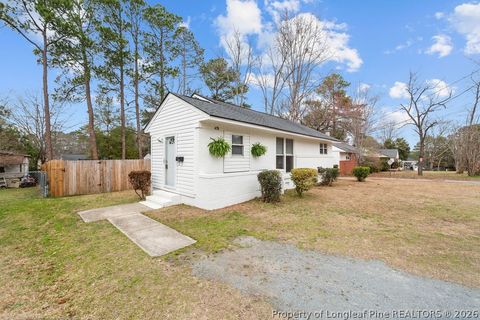 Photo of 470 Mcbain Drive, Fayetteville, NC 28305 (MLS # 758362)