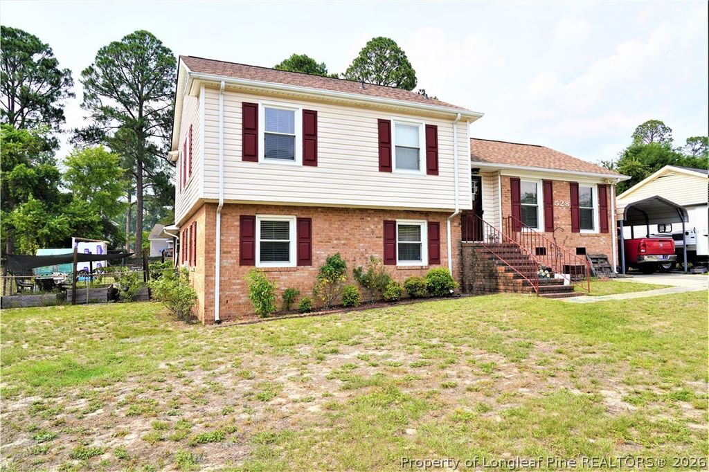 Photo of 528 Carteret Place, Fayetteville, NC 28311 (MLS # 764043)