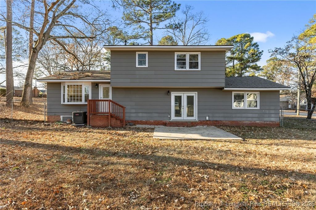 Photo of 521 Fawn Court, Fayetteville, NC 28303 (MLS # 754496)