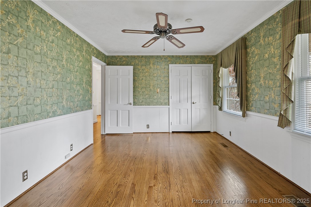 2514 Mirror Lake Drive