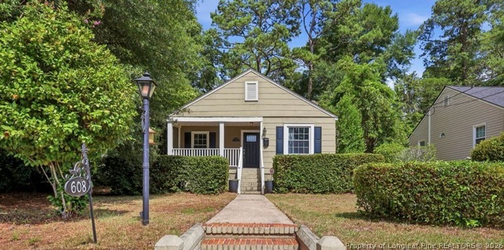 Photo of 608 Glenville Avenue, Fayetteville, NC 28303 (MLS # 766483)