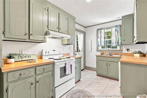 Tiny photo for 608 Glenville Avenue, Fayetteville, NC 28303 (MLS # 766483)