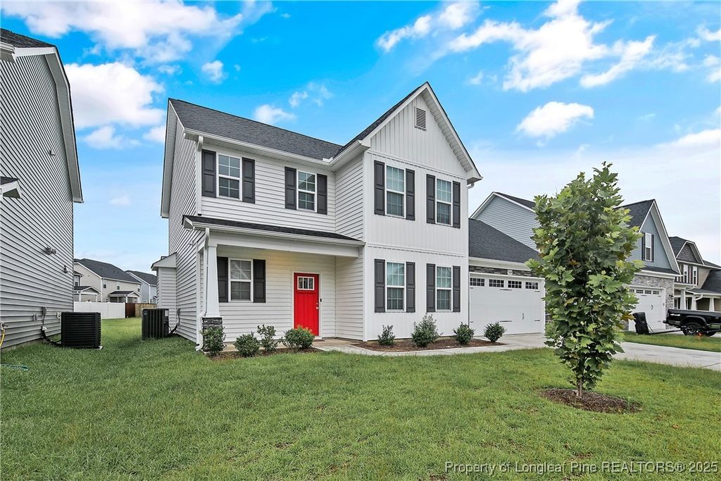 Photo of 1664 Seattle Slew Lane, Hope Mills, NC 28348 (MLS # 748283)