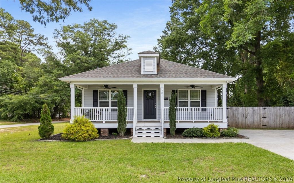 Photo of 701 E Pearsall Street, Dunn, NC 28334 (MLS # 763841)