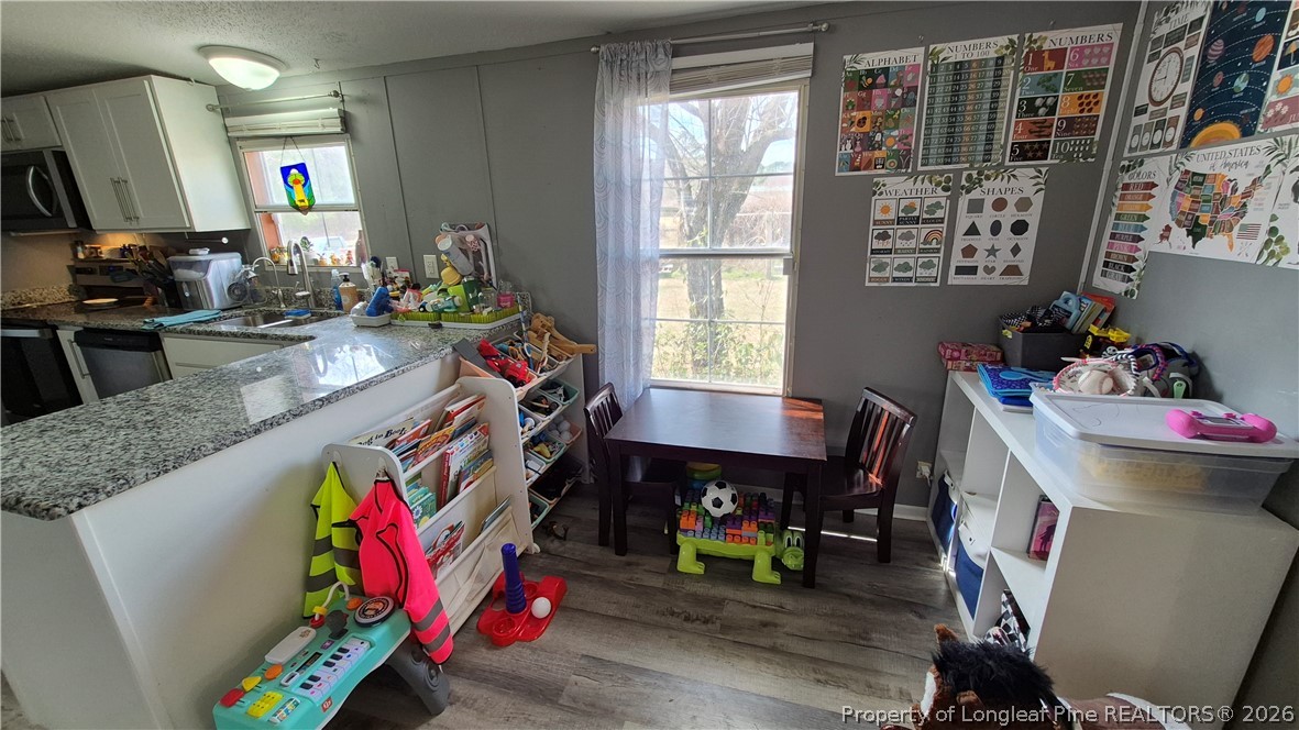 4330 Green Bush Avenue