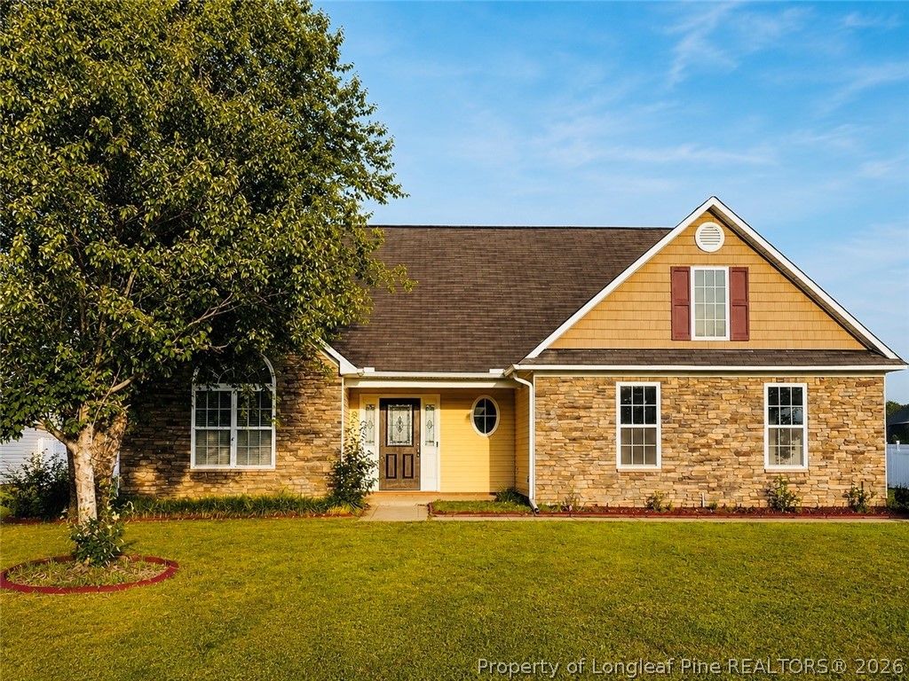 Photo of 505 Collinwood Drive, Raeford, NC 28376 (MLS # 766585)