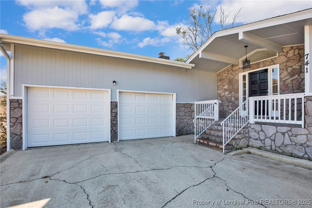 741 Southview Circle