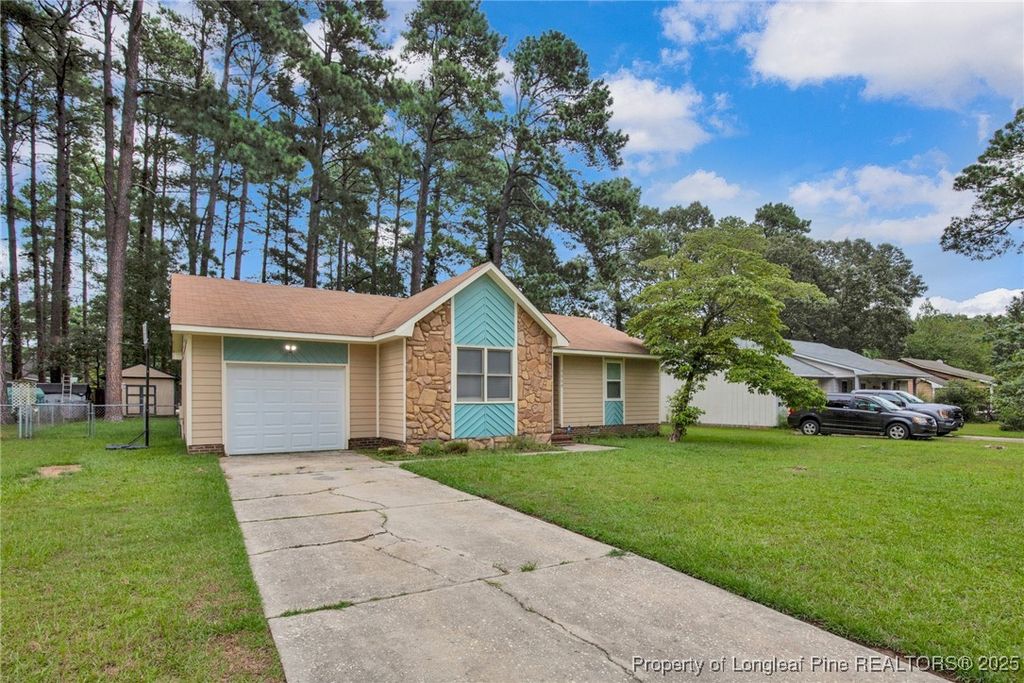 Photo of 9558 Hollbrook Lane, Fayetteville, NC 28314 (MLS # 751977)