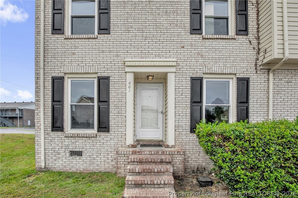 Photo of 401 Kirkcaldy Court, Fayetteville, NC 28314 (MLS # 770426)