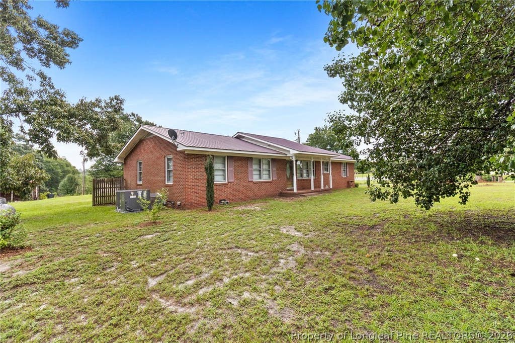 Photo of 423 Posey Farm Road, Raeford, NC 28376 (MLS # 767232)