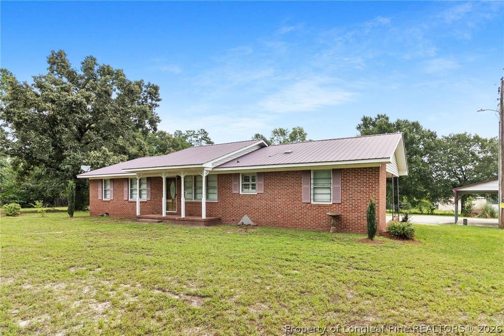 Photo of 423 Posey Farm Road, Raeford, NC 28376 (MLS # 767232)