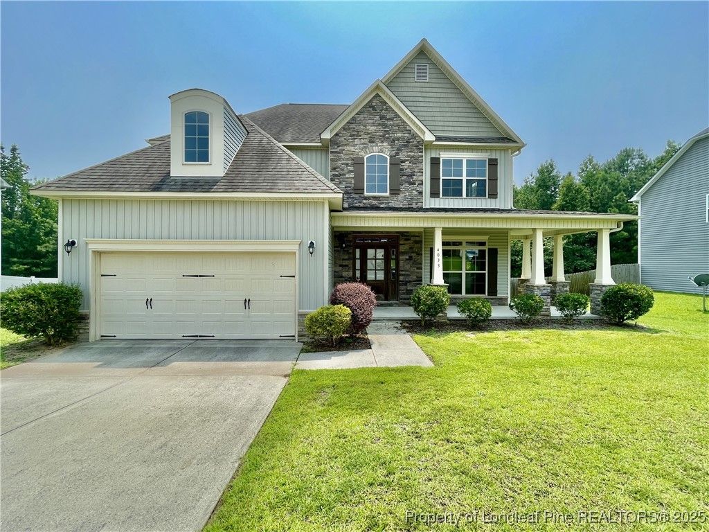 Photo of 4033 Hunting Path Drive, Hope Mills, NC 28348 (MLS # 752890)