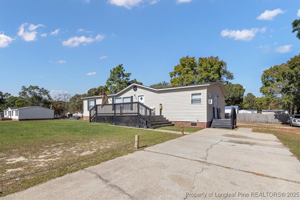 Photo of 538 Participle Court, Hope Mills, NC 28348 (MLS # 752425)