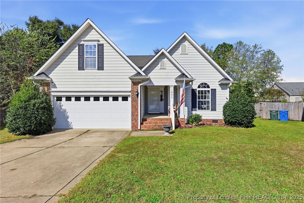 Photo of 1490 Rocktree Court, Fayetteville, NC 28306 (MLS # 752815)