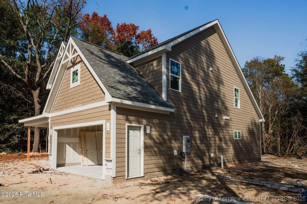 Photo of 221 Telluride Court, Aberdeen, NC 28315 (MLS # 753812)