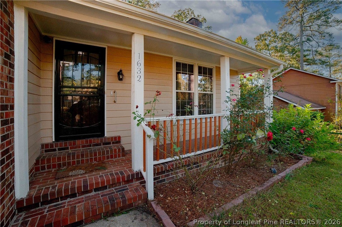 1632 Woodfield Road