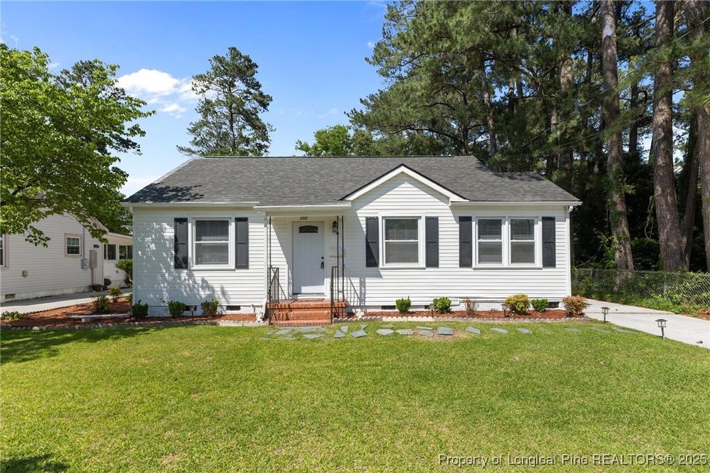 Photo of 202 Marshall Road, Fayetteville, NC 28303 (MLS # 751348)