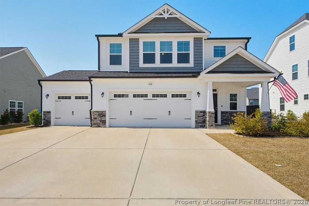 Photo of 162 Verdmont Drive, Raeford, NC 28376 (MLS # 758928)