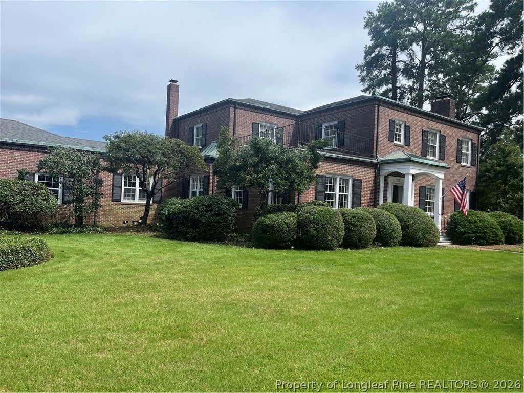 Photo of 1708 N Elm Street, Lumberton, NC 28358 (MLS # 767510)