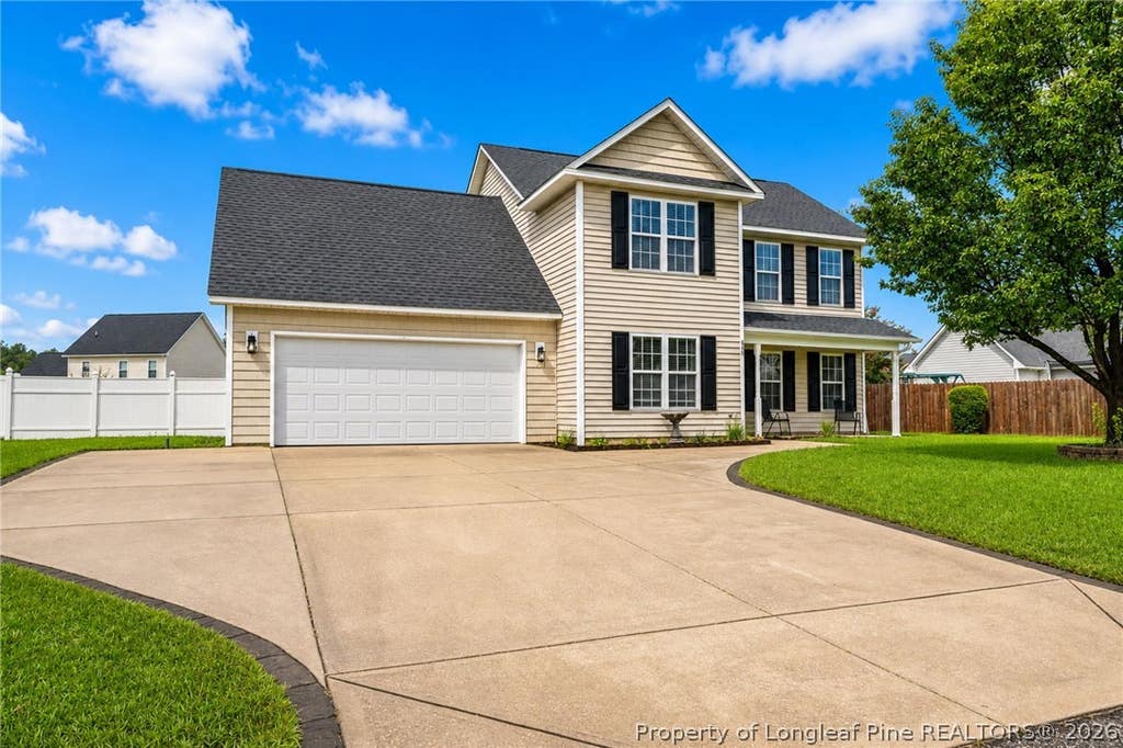 Photo of 626 Fairfield Circle, Raeford, NC 28376 (MLS # 766923)
