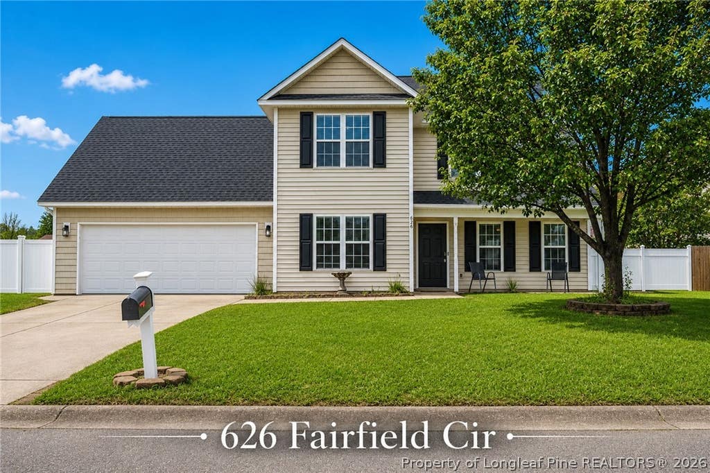 Photo of 626 Fairfield Circle, Raeford, NC 28376 (MLS # 766923)