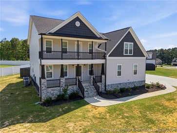 69 Red rock Circle Benson NC 27504