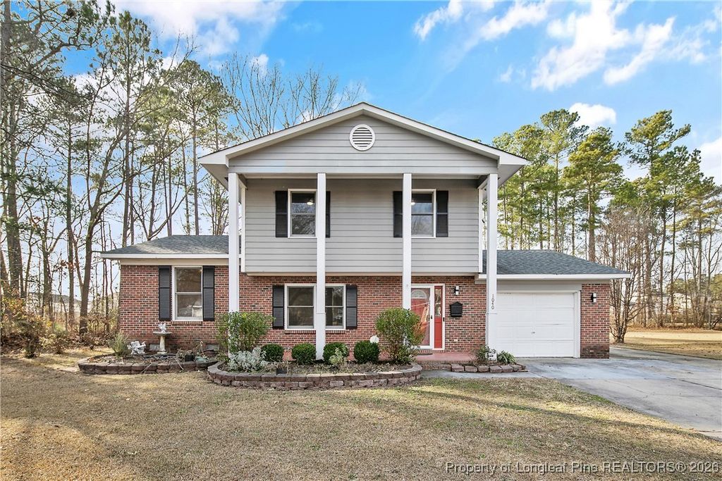 Photo of 1040 Rim Road, Fayetteville, NC 28314 (MLS # 755447)