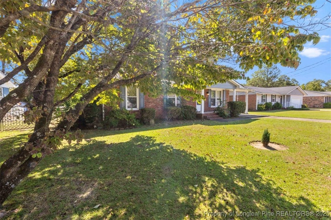 3225 Glenmore Street