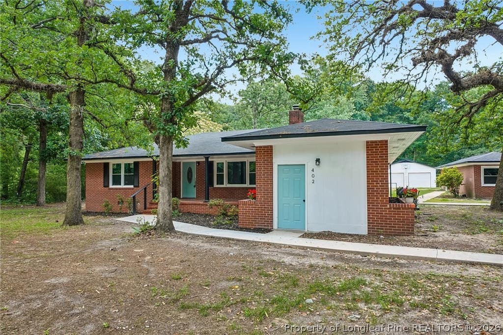 Photo of 402 Poplar Hill Road, Fayetteville, NC 28312 (MLS # 763908)