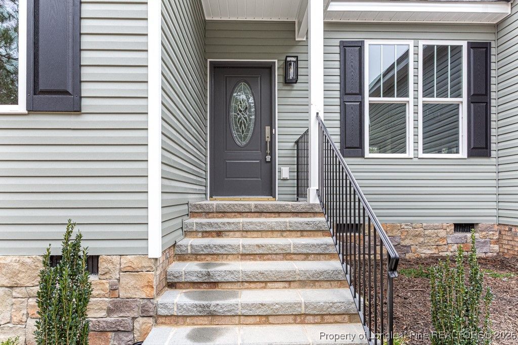 Photo of 2807 Carolina Way, Sanford, NC 27332 (MLS # 756677)