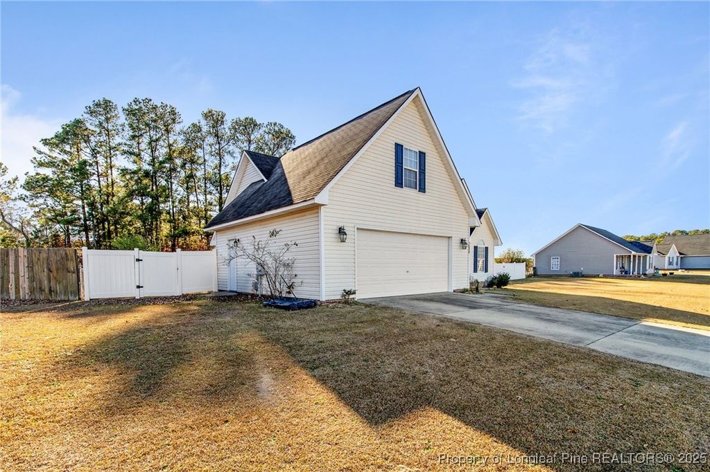 Photo of 289 Rushmore Court, Raeford, NC 28376 (MLS # 754024)