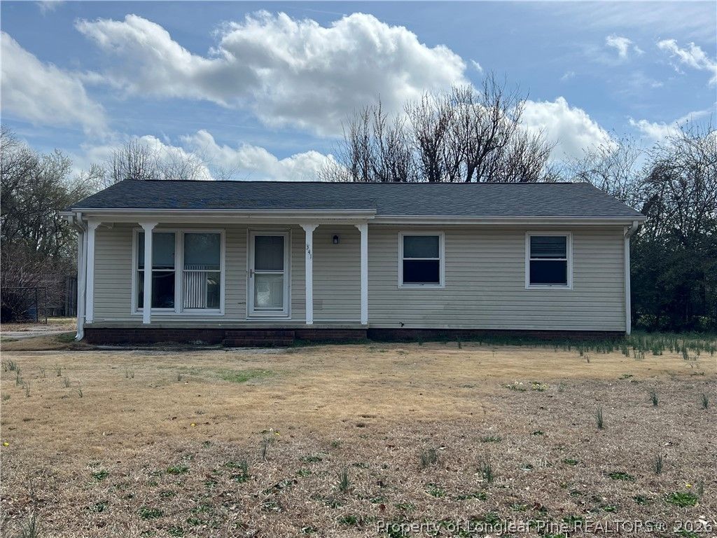 Photo of 341 Desmond Drive, Fayetteville, NC 28314 (MLS # 756420)