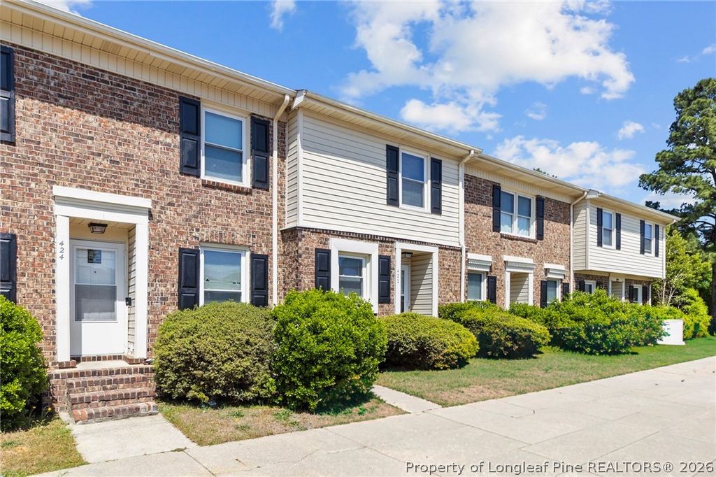 Photo of 422 Kirkcaldy Court, Fayetteville, NC 28314 (MLS # 761229)