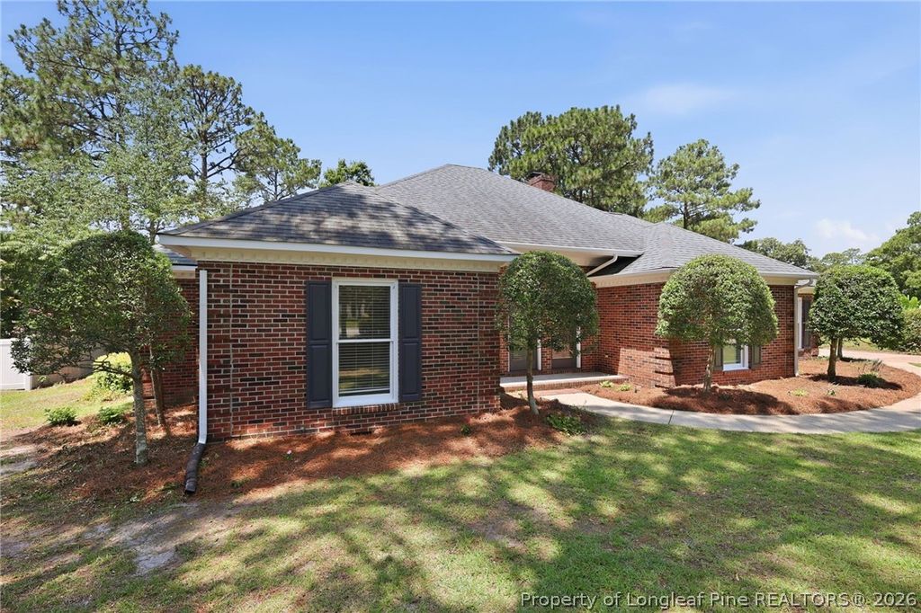 Photo of 7860 N Ancon Drive, Fayetteville, NC 28304 (MLS # 765416)
