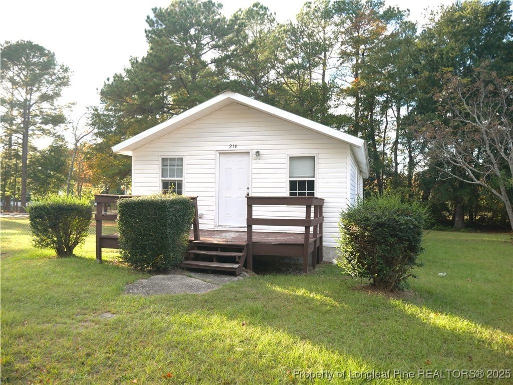 Photo of 214 Waddell Drive, Fayetteville, NC 28301 (MLS # 753356)