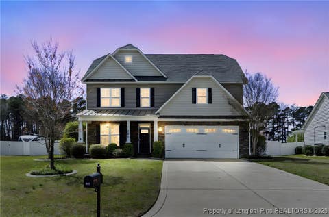 Featured picture for the property 740136