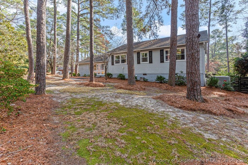 Photo of 2507 Mirror Lake Drive, Fayetteville, NC 28303 (MLS # 755488)